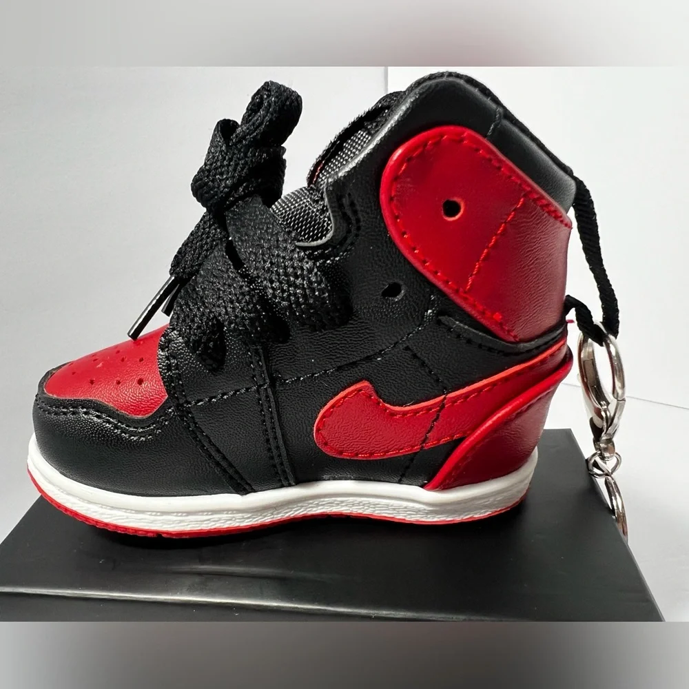 3D Mini Sneaker Keychain Black Red Chicago Style with novelty‎ box